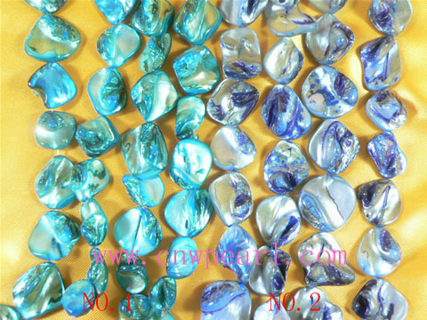 five strands of multicolor teeth shaped shell strands